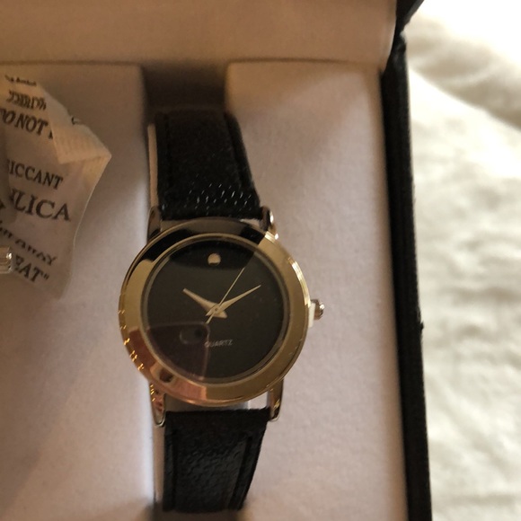 NIB His and Her watch set. Black and silver. - Picture 2 of 5